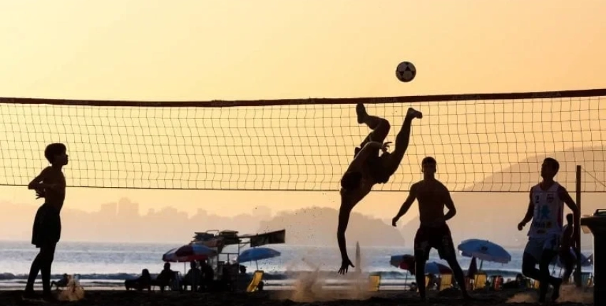 Futevôlei: A mistura perfeita de técnica, praia e paixão esportiva